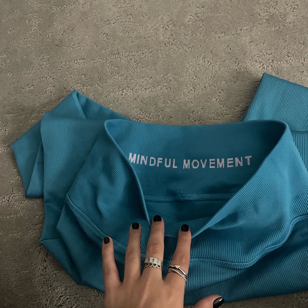 Alo Yoga ribbed leggings (teal)